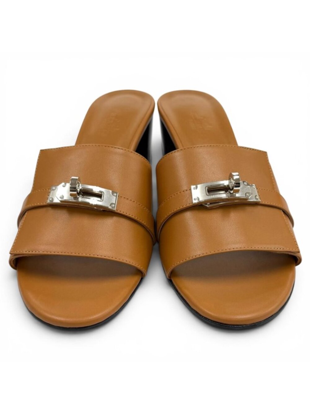 Hermes Gigi Natural Kelly Chunky Heel Leather Sandals Boxes Bag Included 39 - Picture 3 of 12